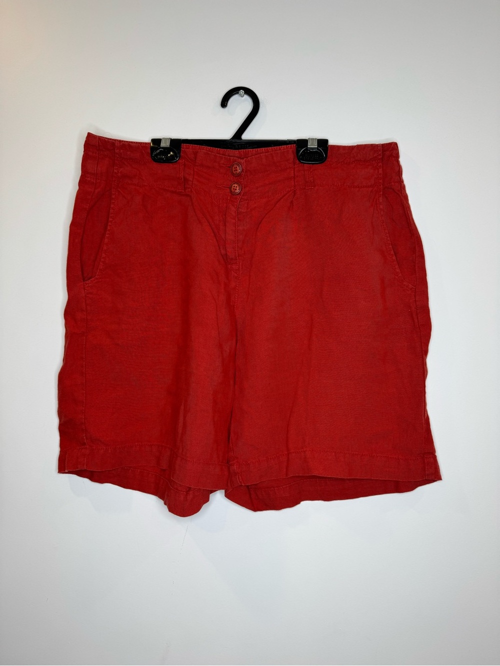 Mat de Misaine Red High-Waist Casual Shorts linen nautical
